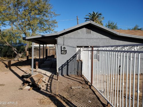 1805 31 Pl, Phoenix AZ 85008-3717 exterior