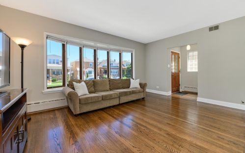 4336 Marmora Ave, Chicago, IL 60634-1739