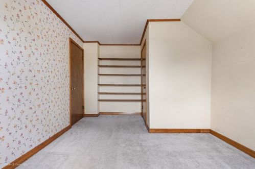 932 Wicker St, Bull Valley IL 60098-2356 exterior