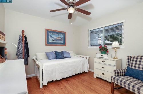 4031 Burbank Dr, Concord CA 94521-1024 exterior