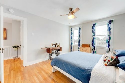 1311 Bellaire Pl, Pittsburgh PA 15226-1829 exterior