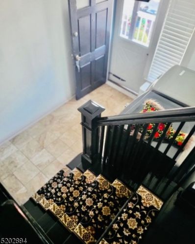 1332 Maple Ter, Rahway NJ  07065-3228 exterior