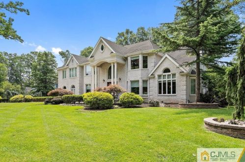 21 Southfield Rd, Edison NJ 08820-3141 exterior