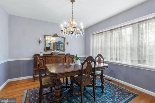 441 Moreland Rd, Huntingdon Valley PA 19006-7803 exterior