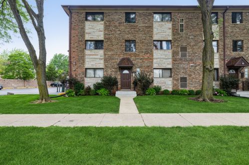 7616 Lawrence Ave, Chicago IL 60706-3445 exterior