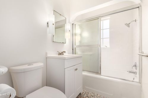 7545 27th Ave, Phoenix AZ 85087-8097 exterior