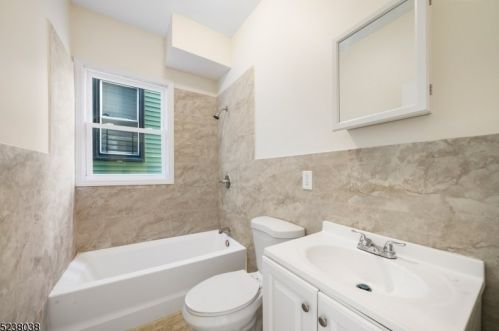 19 Montrose Ter, Irvington NJ  07111-3821 exterior