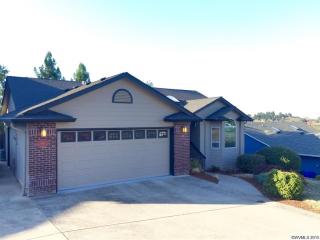 985 Burley Hl Dr, Salem OR  97304-2772 exterior