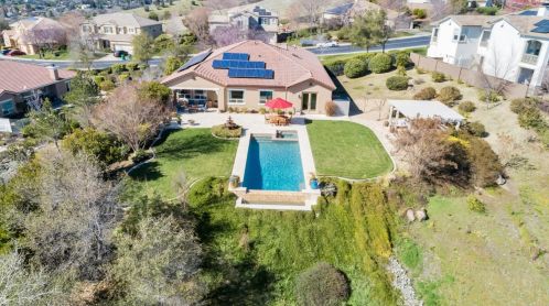 1403 Souza Dr, Folsom CA 95762-7559 exterior