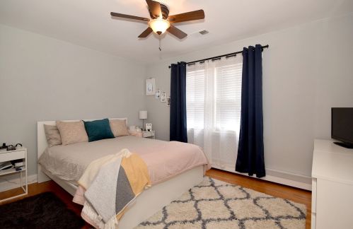 4536 Nottingham Ave, Chicago IL 60656-3825 exterior