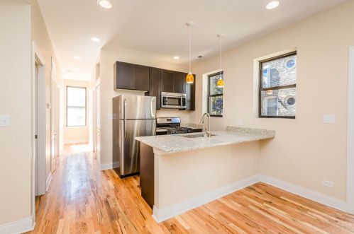 1630 Cermak Rd, Chicago IL 60623-2902 exterior