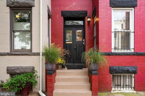 1776 Willard St, Washington, DC 20009-1719