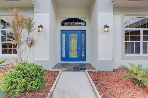 1674 Hunnicut Ave, Fort Pierce, FL 34953-7006