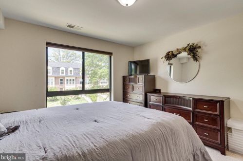 1625 Gainesville St, Washington DC  20020-3271 exterior