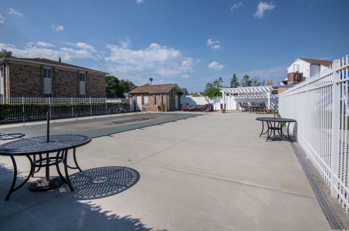 1595 Central Ave, Valley Stream NY  11580-1137 exterior