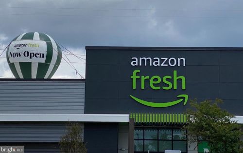 6612 Netties Ln, Alexandria VA  22315-6035 exterior