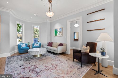 1316 T St, Washington DC 20009-4438 exterior