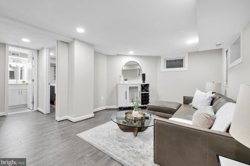 6106 9, Washington DC 20001-5301 exterior