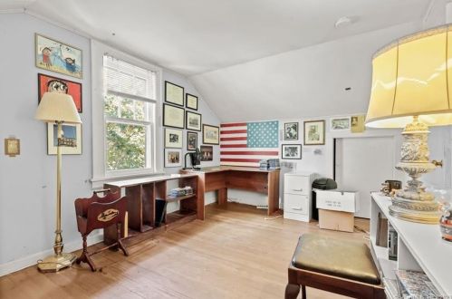 272 Silvermine Ave, Norwalk CT 06850-2038 exterior