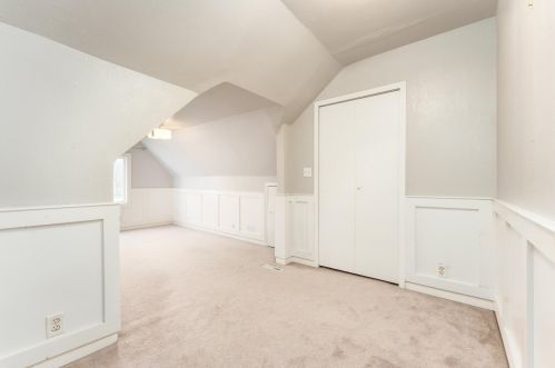 2303 Glendale Blvd, Kalamazoo MI  49004-1759 exterior