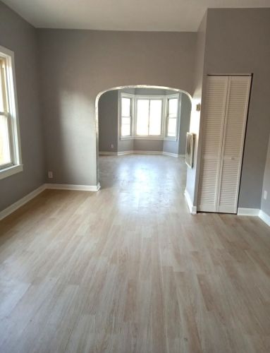 8931 Houston Ave, Chicago IL 60617-3239 exterior