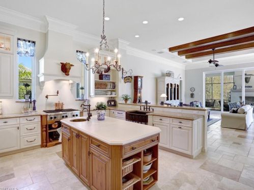 15294 Burnaby Dr, Naples FL 34110-7930 exterior