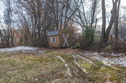 7481 School St, Concord NH  03307-0914 exterior