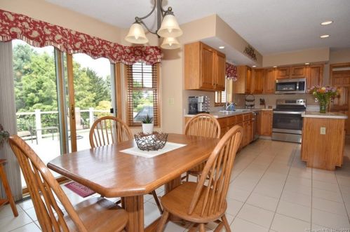 3 Ajellos Farm Rd, Seymour CT 06483-2363 exterior