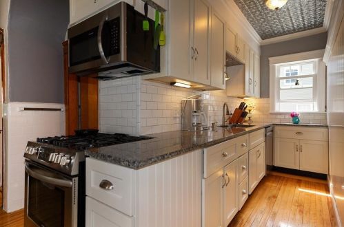 121 Hope Ave, Worcester MA 01603-2237 exterior