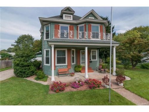 216 Market St, Troy, IL 62294-1512