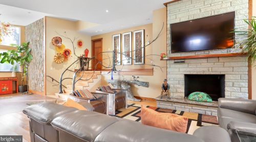 4512 Dolphin Ln, Alexandria VA 22309-3110 exterior