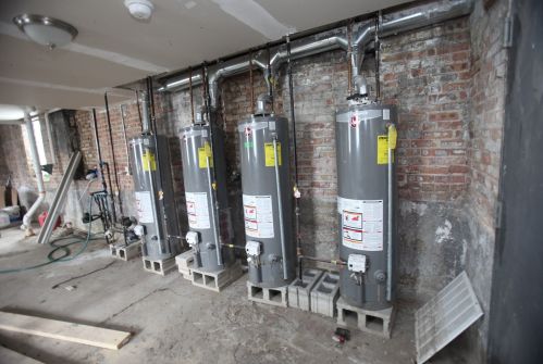 3939 Iowa St, Chicago IL 60651-3242 exterior