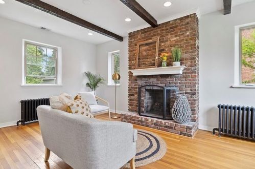 460 Duquesne Dr, Pittsburgh PA  15243-2046 exterior