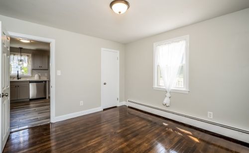 30 Locust Ave, Worcester MA  01604-6020 exterior