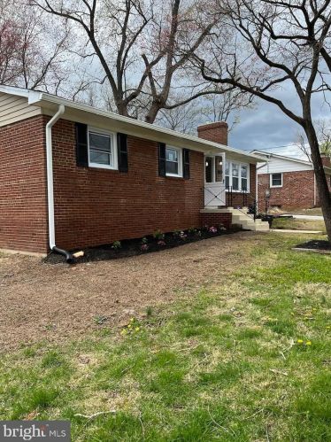 4312 Landgreen St, Rockville MD  20853-2807 exterior