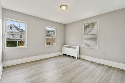 131 Bausman St, Pittsburgh PA 15210-2007 exterior