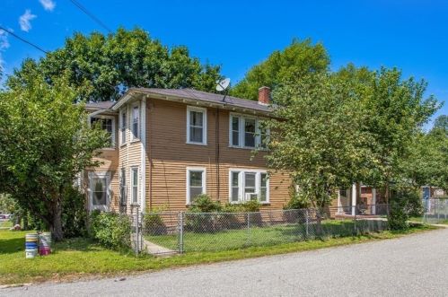 78 Turnpike St, North Andover, MA 01845-5031