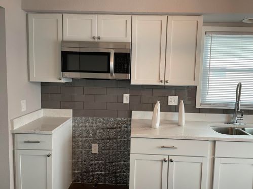 6667 80, Milwaukee WI 53223-5564 exterior