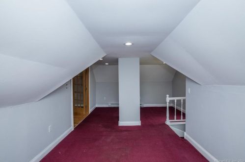 67 Orchard St, Wallingford CT 06492-4130 exterior