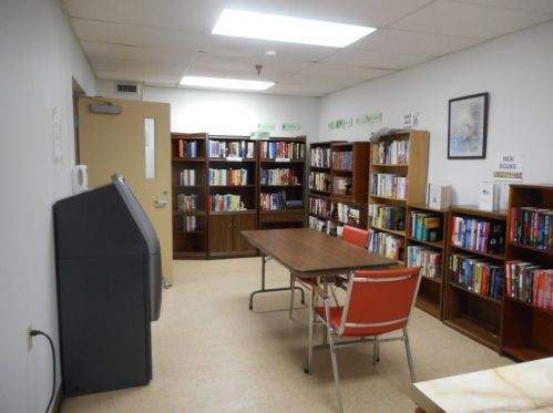 1987 Centurion Dr, Pittsburgh PA  15221-4640 exterior