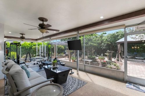 4584 Chippendale Dr, Naples FL 34112-5259 exterior