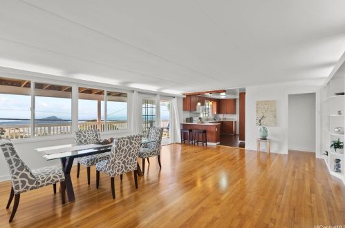 1952 Bertram St, Honolulu HI 96816-2006 exterior