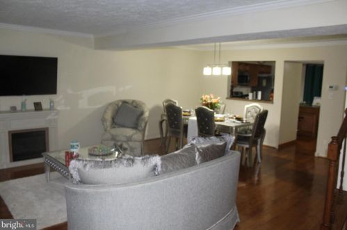 11327 Crescendo Pl, Silver Spring MD  20901-5045 exterior