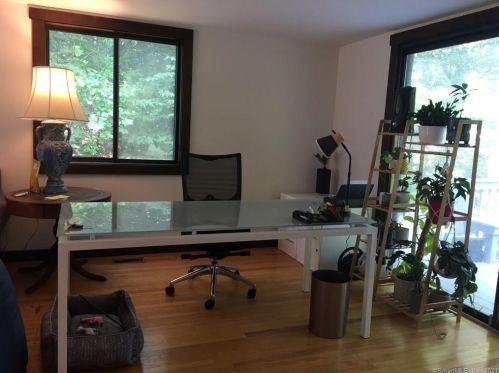 36 Lyons Plains Rd, Westport CT  06880-1305 exterior