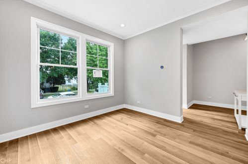 3025 Spaulding Ave, Chicago IL 60618-6808 exterior