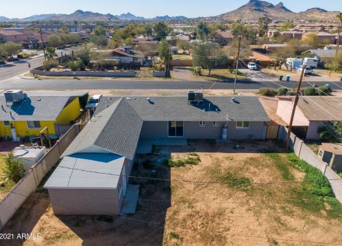 1942 Campo Bello Dr, Phoenix AZ 85032-2051 exterior