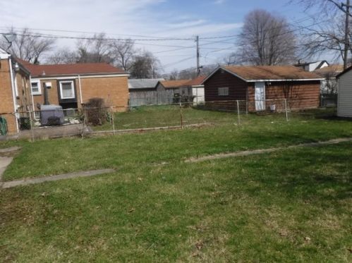 14211 Clark St, Chicago IL 60827-2509 exterior