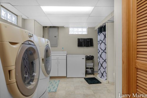 949 Floyd St, Wyoming MI  49509-0044 exterior