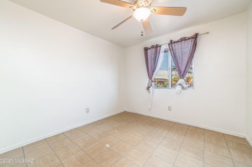 7421 Calle Medina, Tucson AZ  85757-8505 exterior