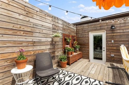 1217 Reddour St, Pittsburgh PA 15212-4613 exterior